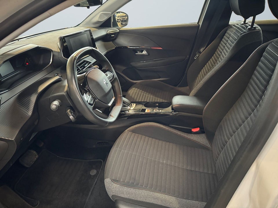 Peugeot e-208 50 Active Pack 5d