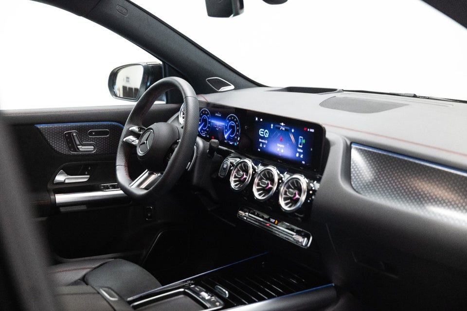 Mercedes EQA250+ AMG Premium 5d