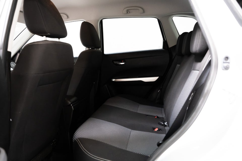 Suzuki Vitara 1,6 DDiS Active 5d