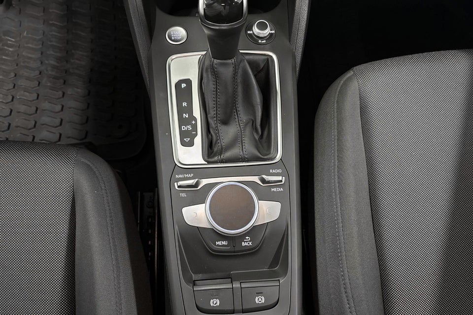 Audi Q2 35 TFSi Prestige S-tr. 5d
