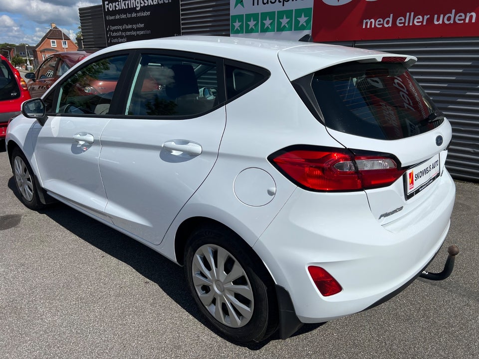 Ford Fiesta 1,0 EcoBoost mHEV Connected 5d