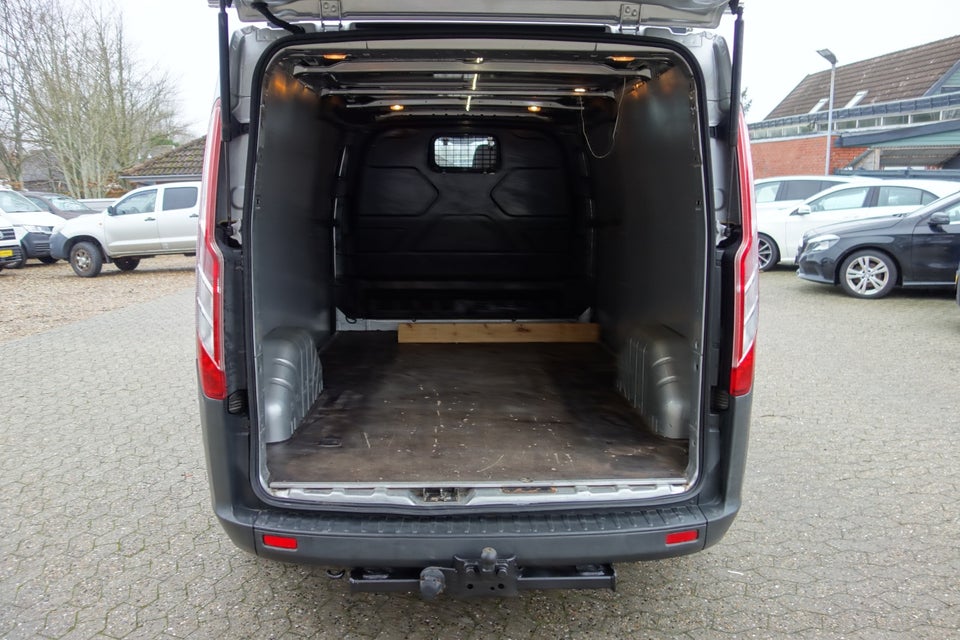 Ford Transit Custom 310L 2,2 TDCi 125 Trend Van 5d