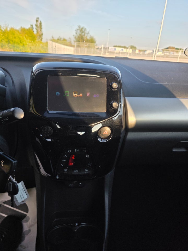 Citroën C1 1,0 VTi Airscape+ 5d
