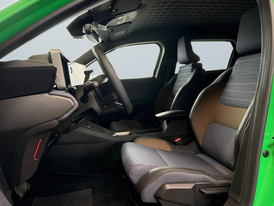 Renault 5 E-Tech 40 Techno 5d