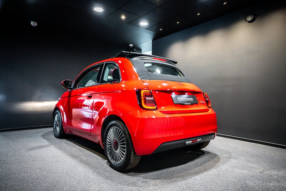 Fiat 500e 24 (RED) Cabrio 2d