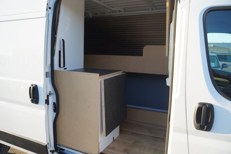 Citroën Jumper 35+ 2,2 BlueHDi 165 L3H2 FlexLine+