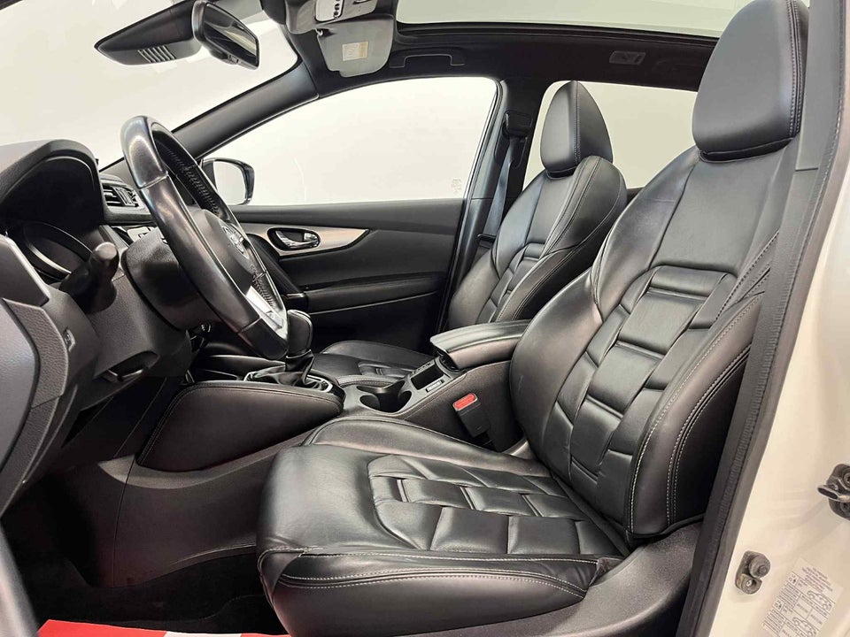 Nissan Qashqai 1,3 Dig-T 160 Tekna 5d