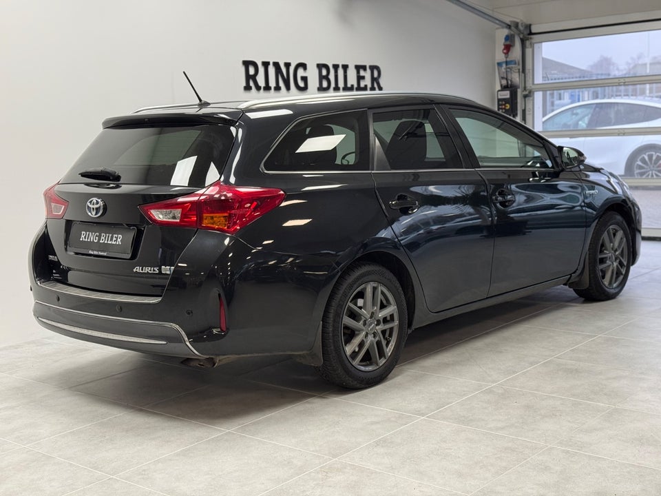 Toyota Auris 1,8 Hybrid H2 Premium Touring Sports CVT 5d