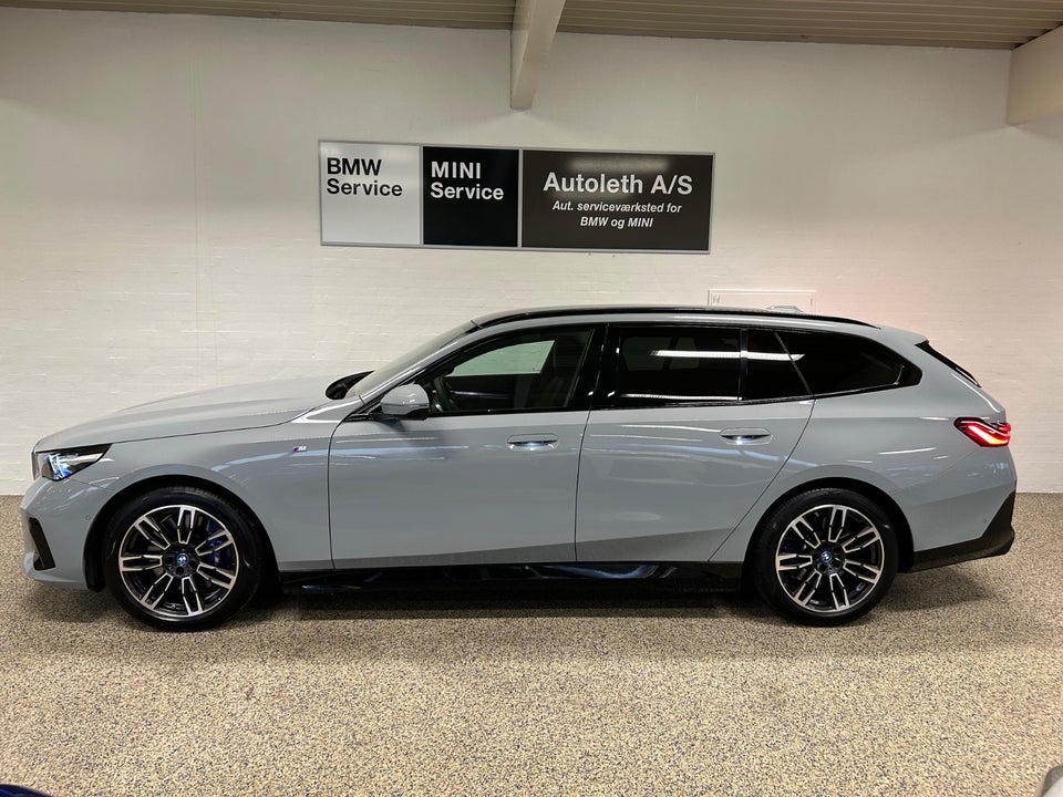 BMW i5 eDrive40 Touring Fully Charged M-Sport 5d