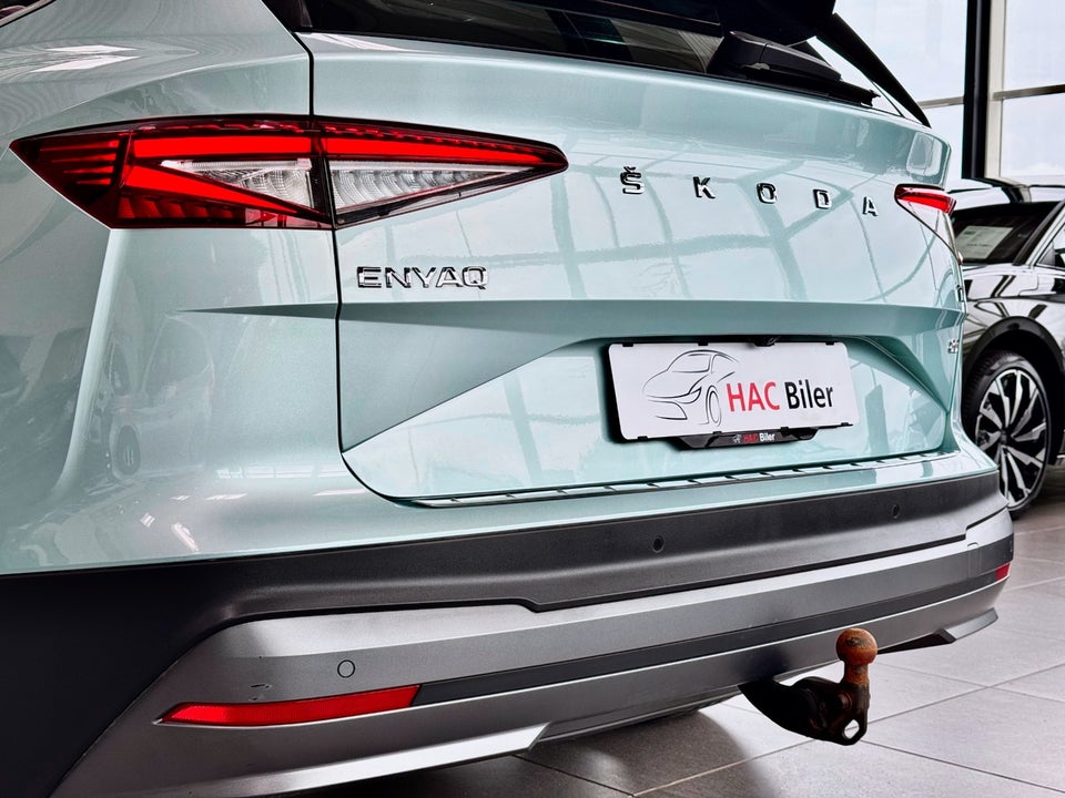 Skoda Enyaq 80 iV Plus Design Selection 5d