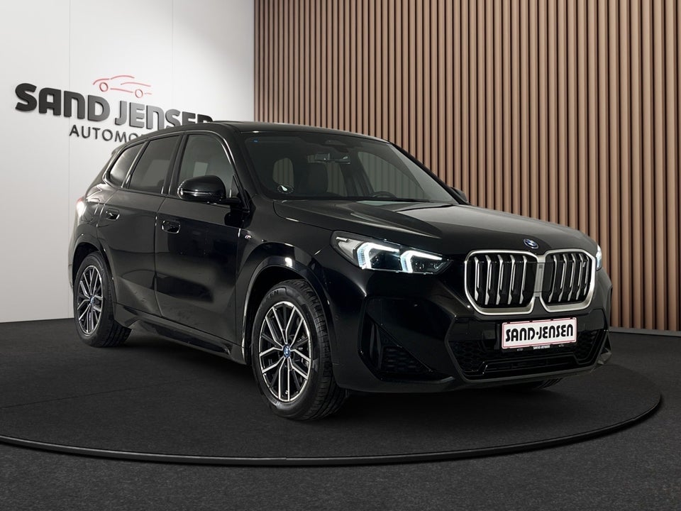 BMW iX1 xDrive30 M-Sport 5d