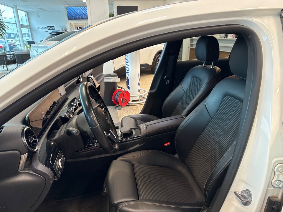 Mercedes A200 1,3 Style aut. 5d