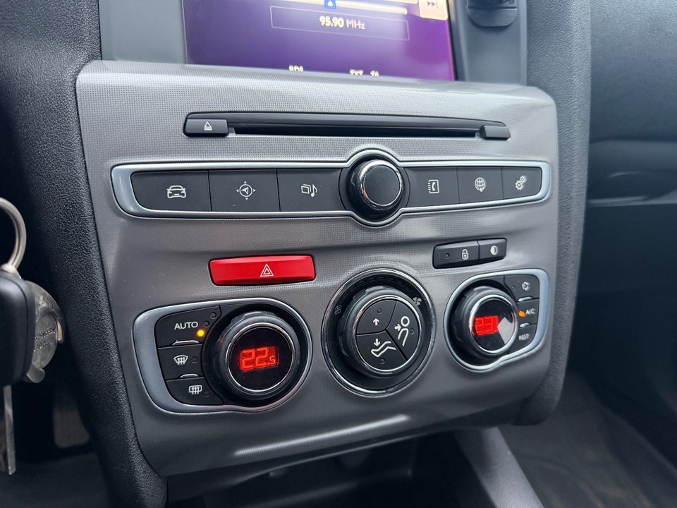 Citroën C4 1,6 BlueHDi 100 Feel 5d