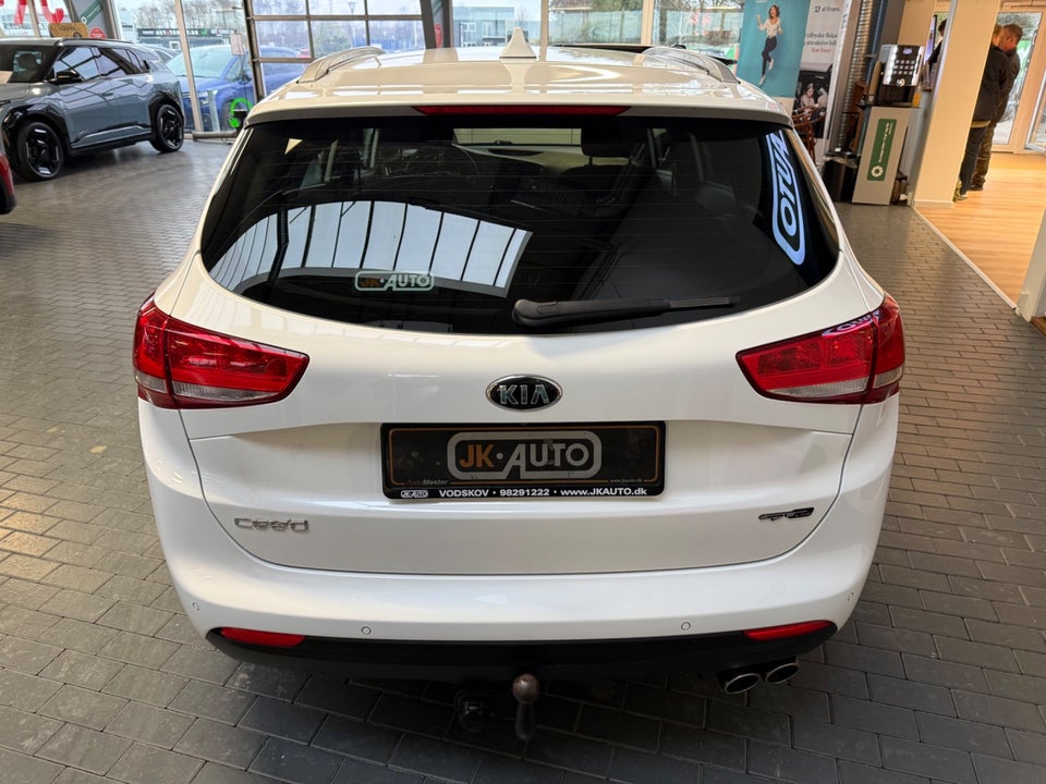 Kia Ceed 1,6 CRDi 136 GT-Line SW 5d