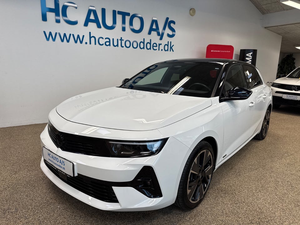 Opel Astra-e 54 Ultimate 5d