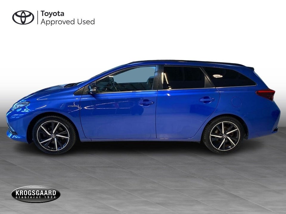 Toyota Auris 1,8 Hybrid H2 Selected Touring Sports CVT 5d