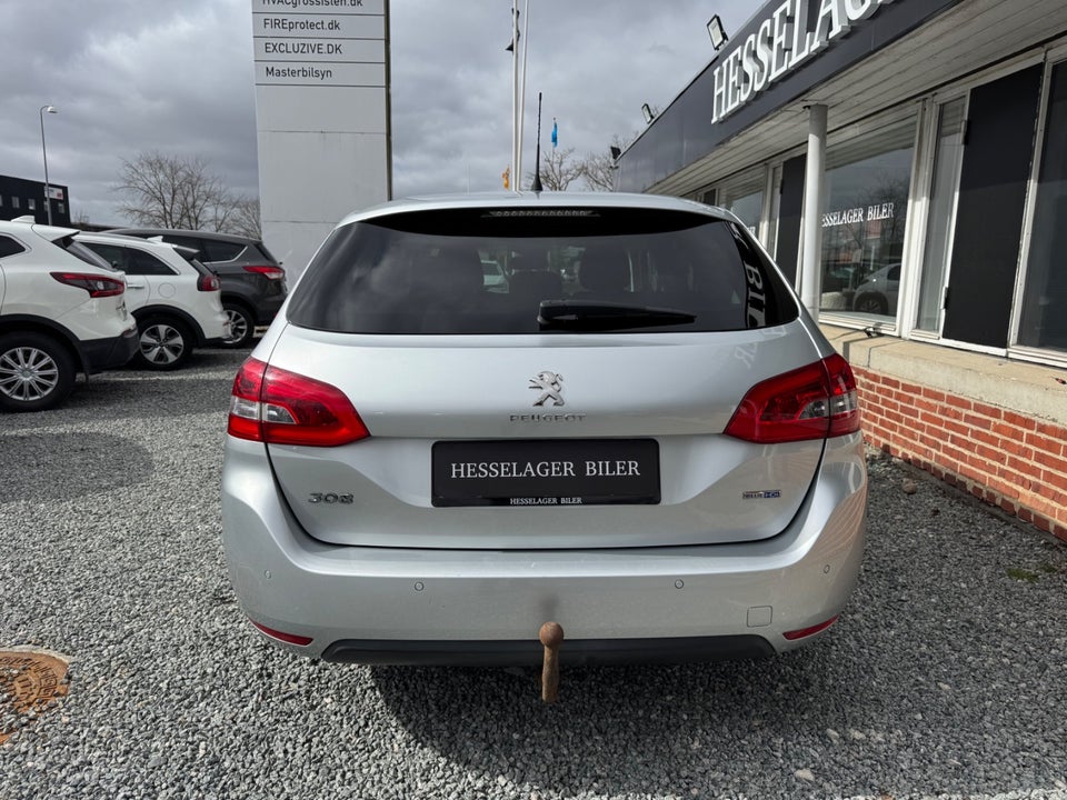 Peugeot 308 1,6 BlueHDi 120 Allure SW 5d