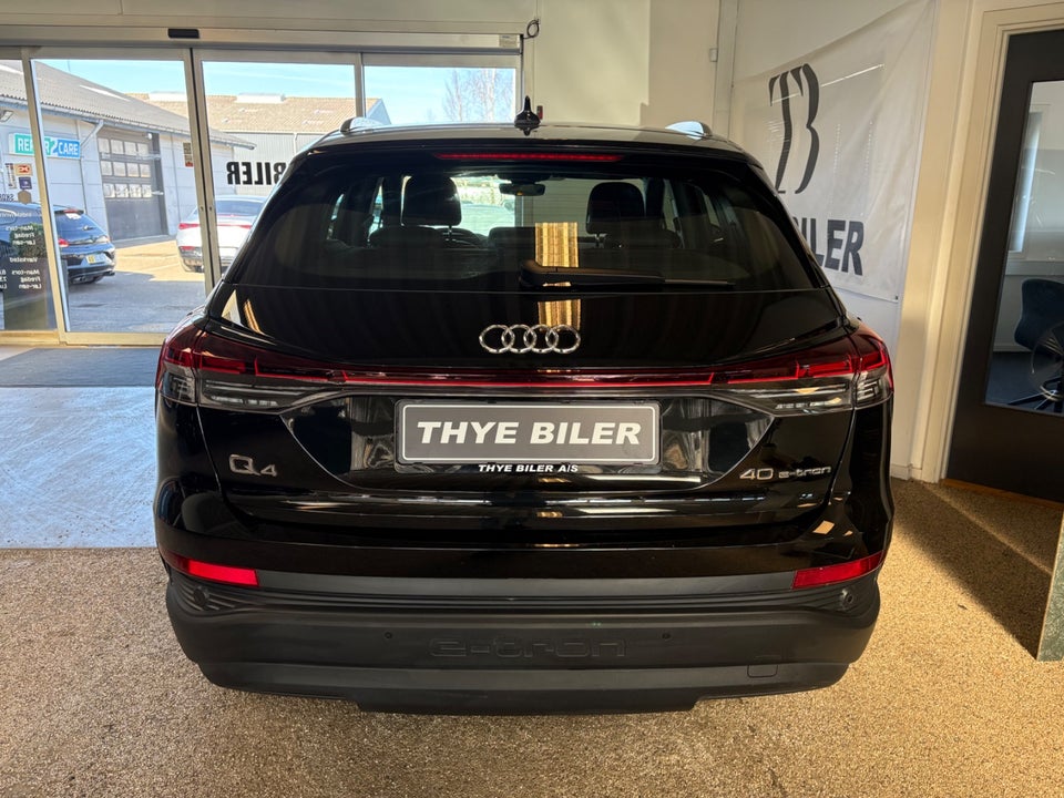 Audi Q4 e-tron 40  5d