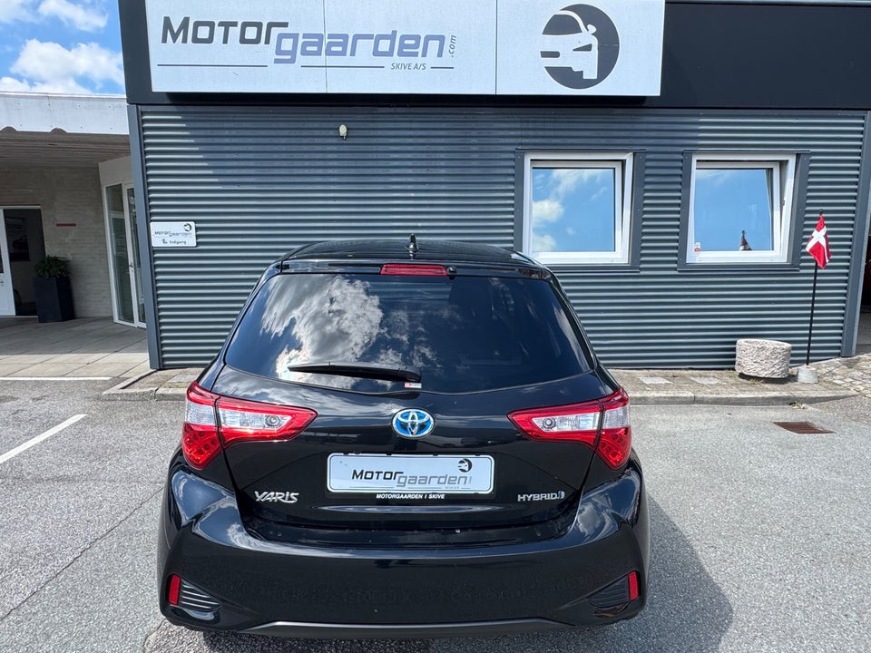 Toyota Yaris 1,5 Hybrid H2 Limited e-CVT 5d