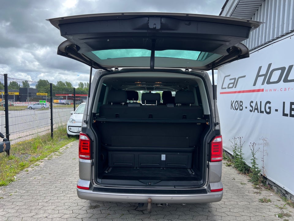 VW Multivan 2,0 TDi 150 Comfortline DSG kort