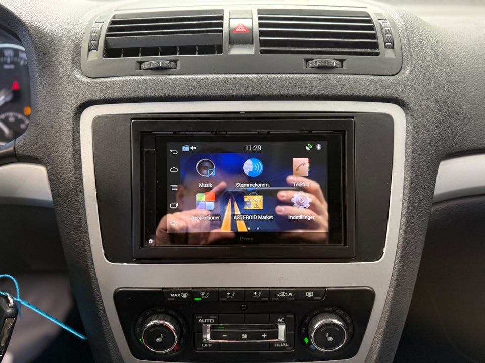 Skoda Octavia 1,4 TSi 122 Elegance Combi DSG 5d