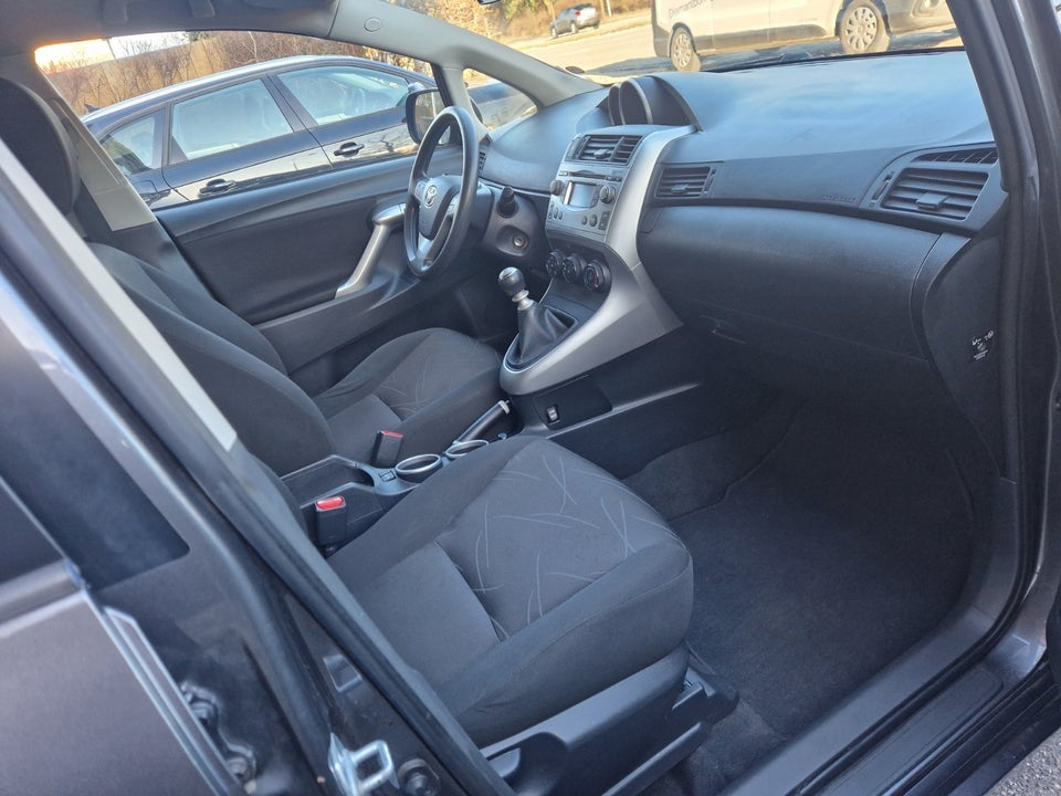 Toyota Verso 1,6 T1 7prs 5d