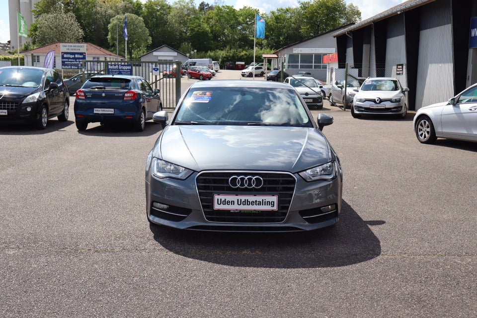 Audi A3 1,4 TFSi 125 Attraction Sportback 5d
