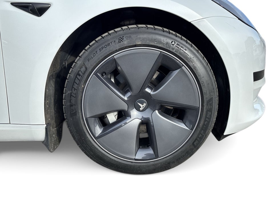 Tesla Model 3 RWD 4d