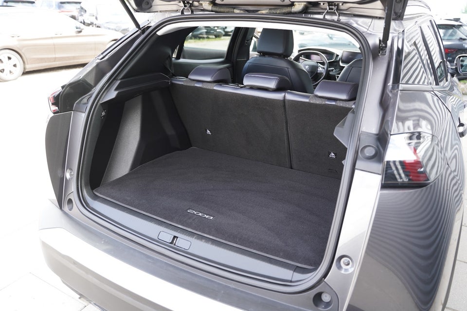 Peugeot 2008 1,2 PureTech 130 Allure Tour 5d