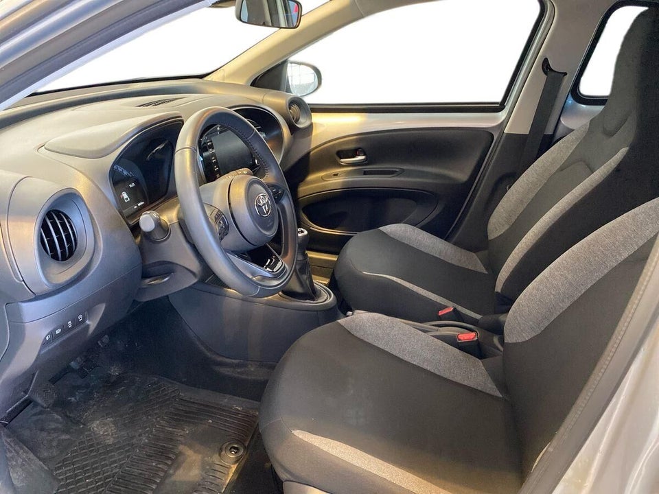 Toyota Aygo X 1,0 Active 5d