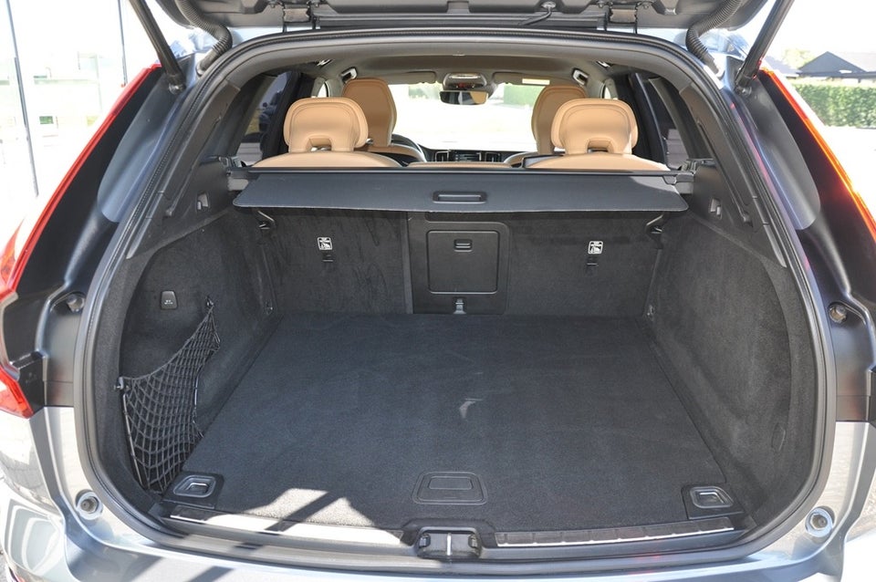 Volvo XC60 2,0 D4 200 Inscription aut. 5d