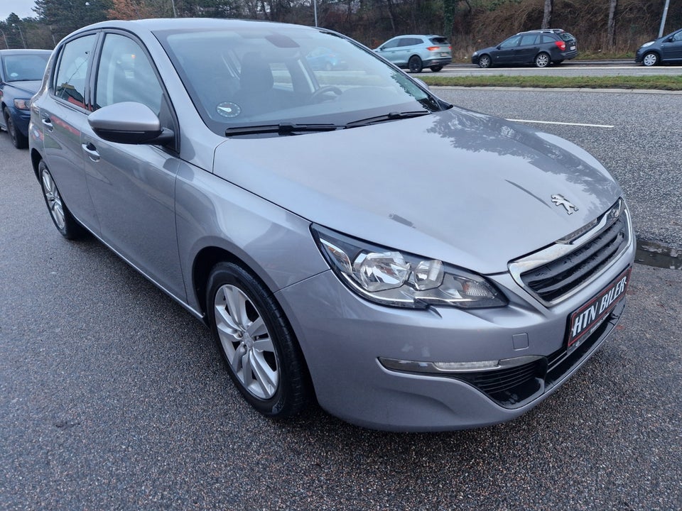 Peugeot 308 1,6 HDi 92 Active 5d