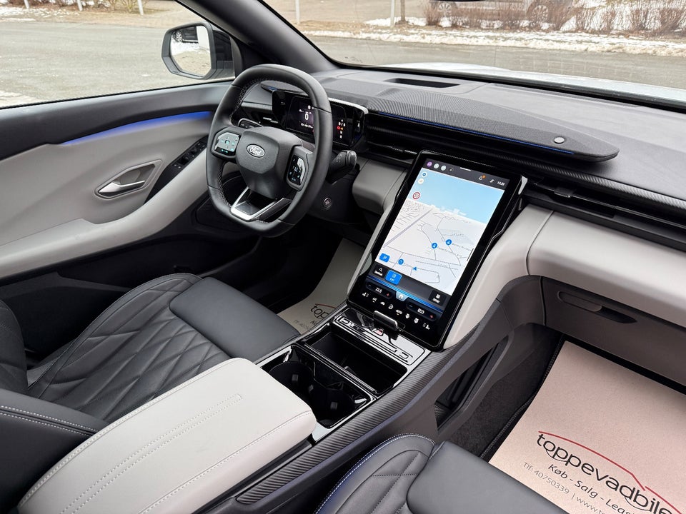 Ford Explorer 77 Premium Extended Range 5d