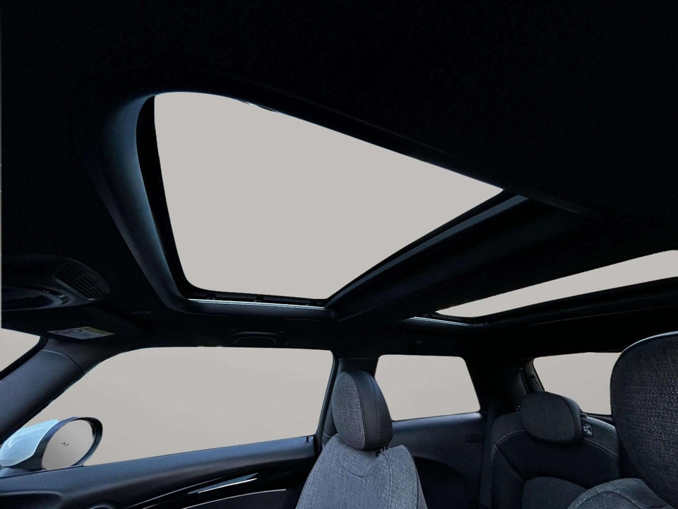 MINI Cooper SE Edition Premium Plus 3d