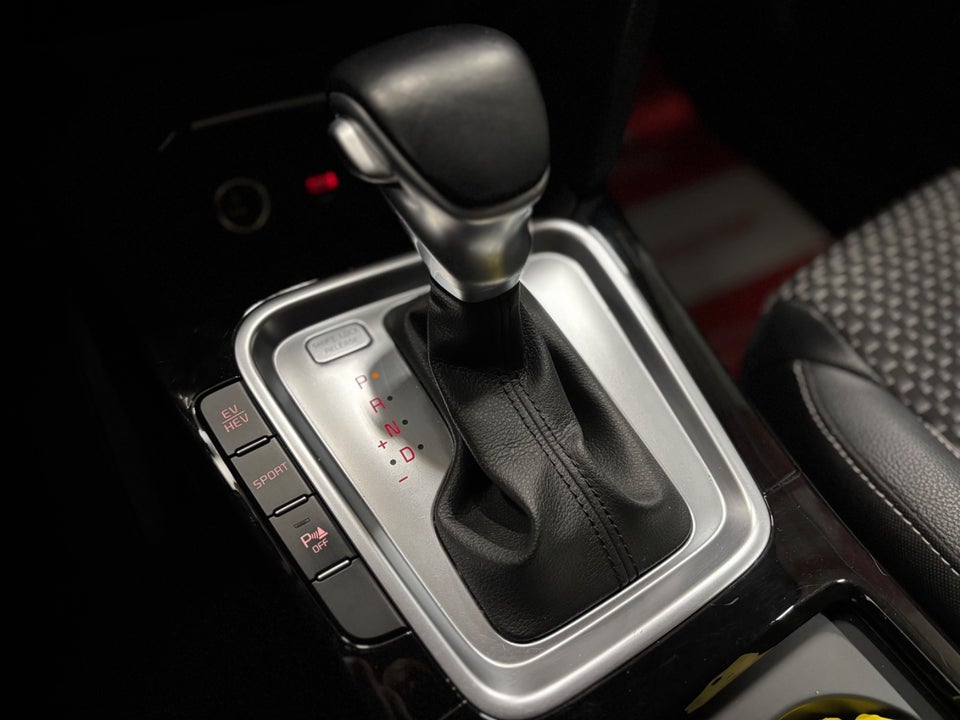 Kia Ceed 1,6 PHEV Prestige SW DCT 5d