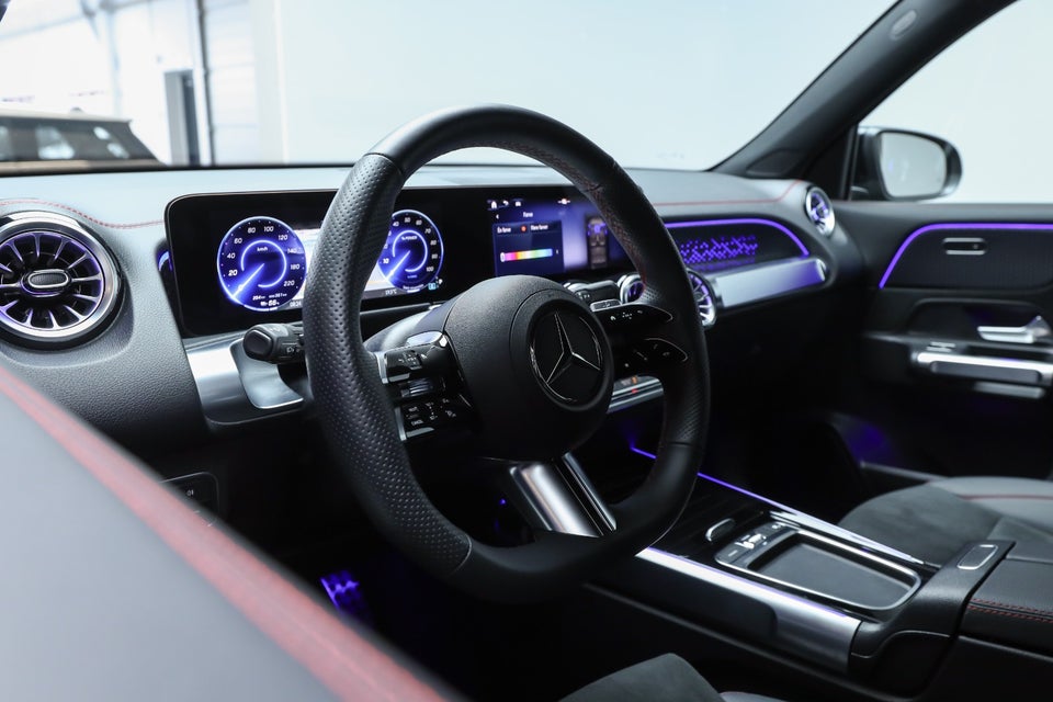 Mercedes EQB250+ AMG Advance 5d