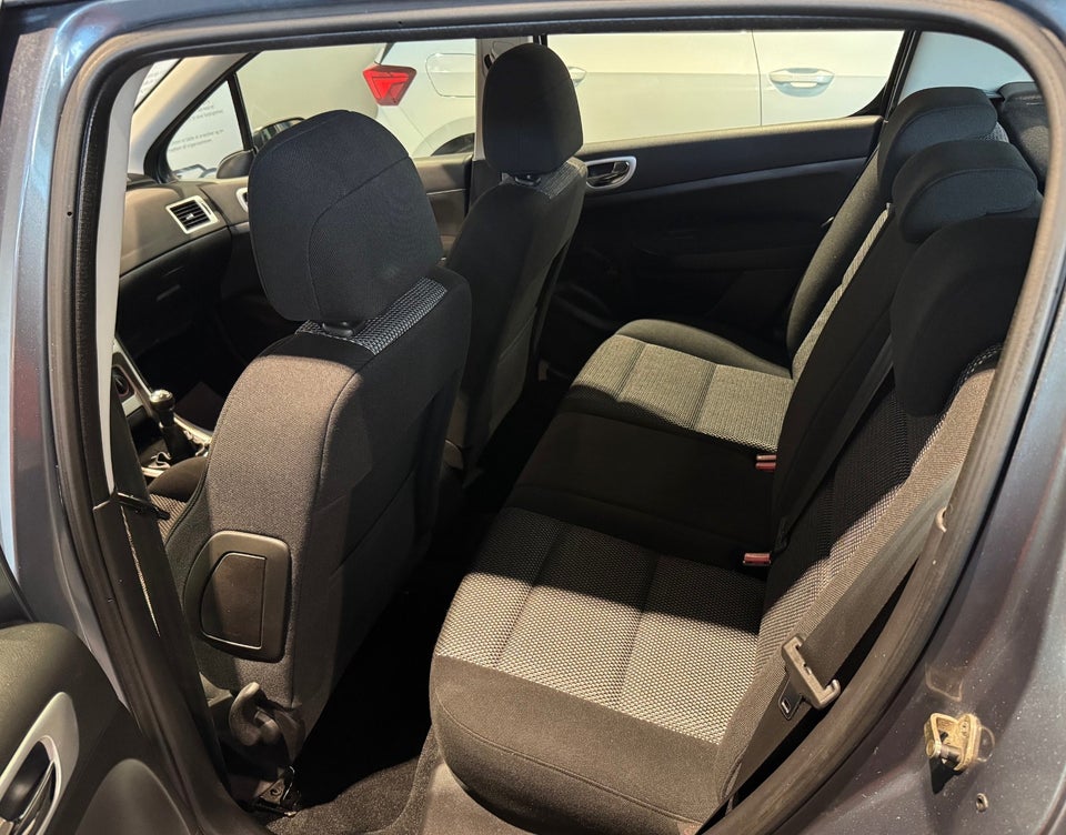 Peugeot 307 1,6 Creative 5d