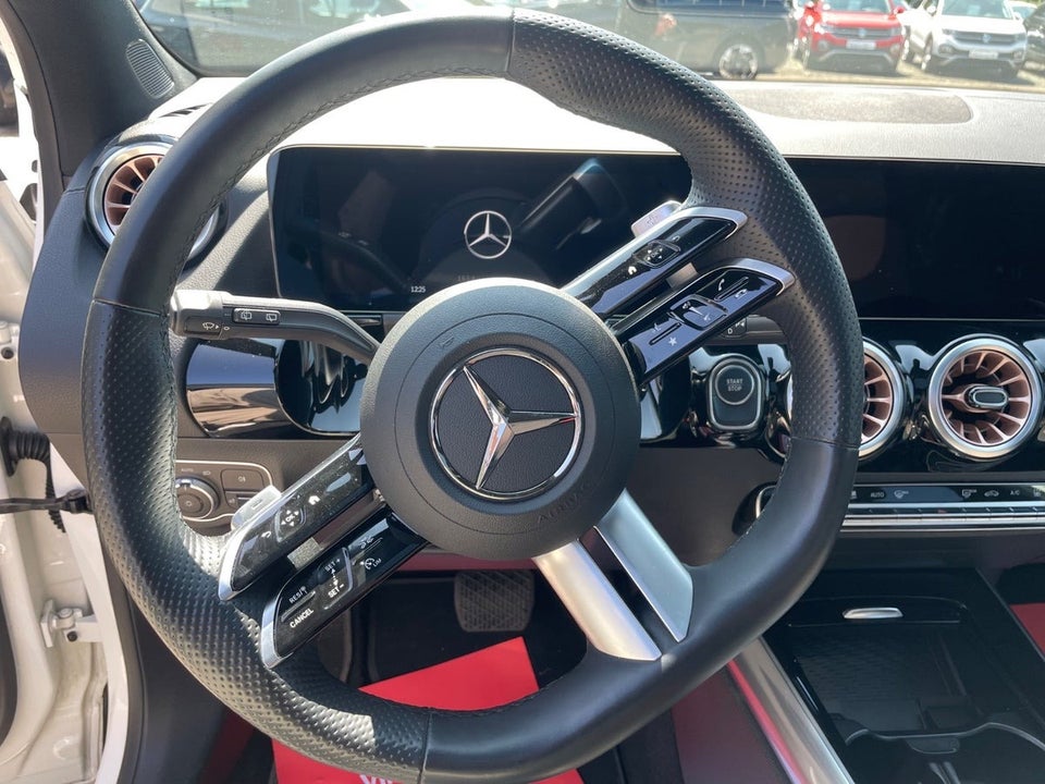 Mercedes EQA250+ Electric Art 5d