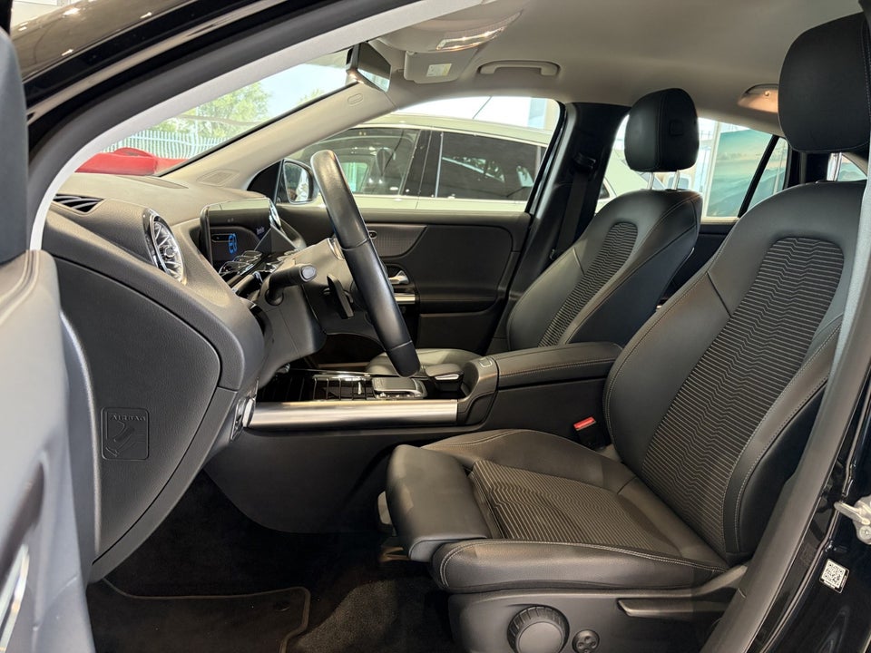Mercedes EQA250 Progressive 5d