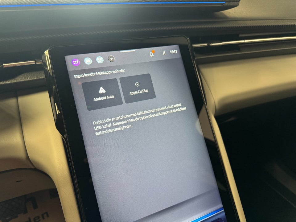 Ford Explorer 84 Premium Extended Range AWD 5d