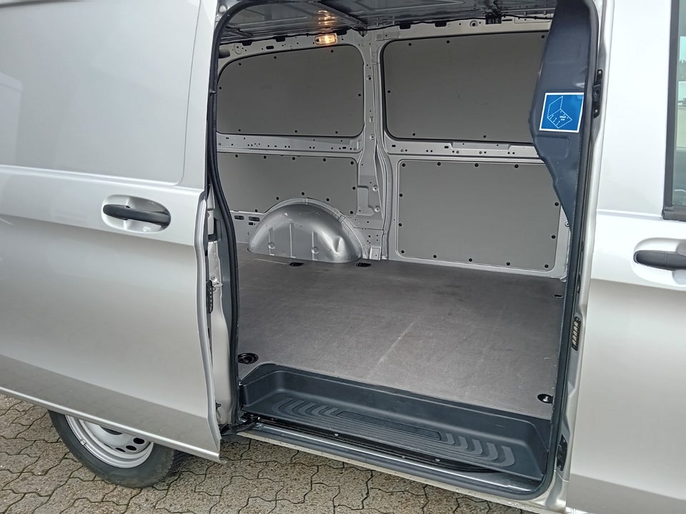 Mercedes Vito 114 2,0 CDi Kassevogn aut. L AWD