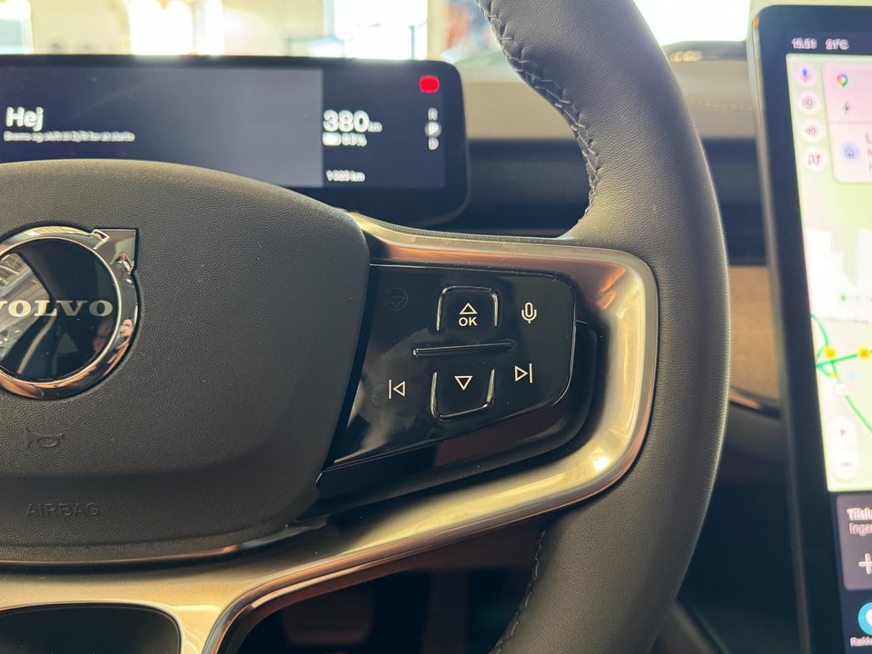 Volvo ES90 Extended Range Plus 4d