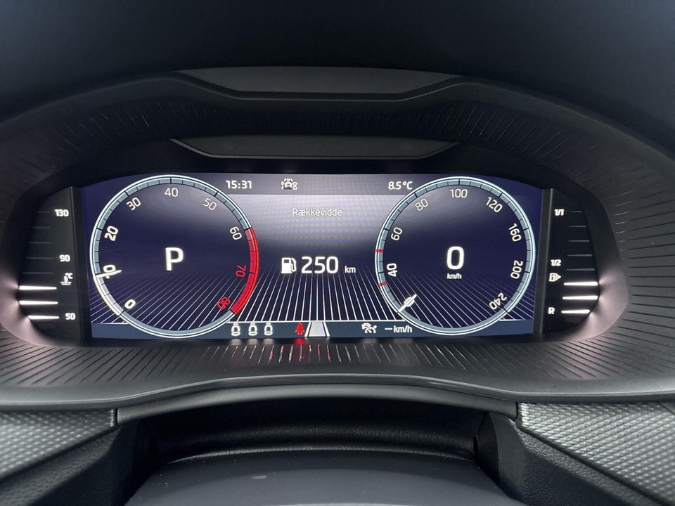 Skoda Kamiq 1,0 TSi 110 Tour de France DSG 5d