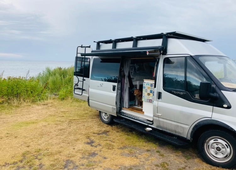 Ford Transit 300S Kombi 2,2 TDCi 85