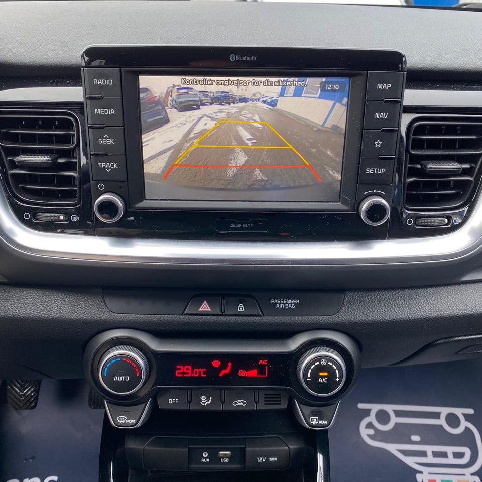 Kia Stonic 1,0 T-GDi Attraction+ 5d