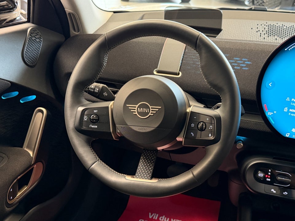 MINI Aceman SE Favoured Trim M 5d