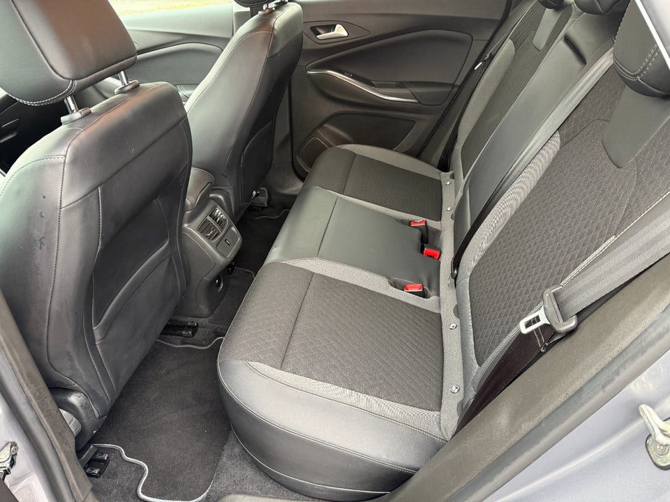 Opel Grandland X 1,6 Hybrid Ultimate aut. 5d