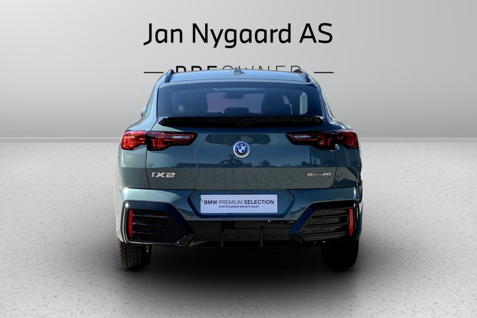 BMW iX2 eDrive20 M-Sport Premium 5d