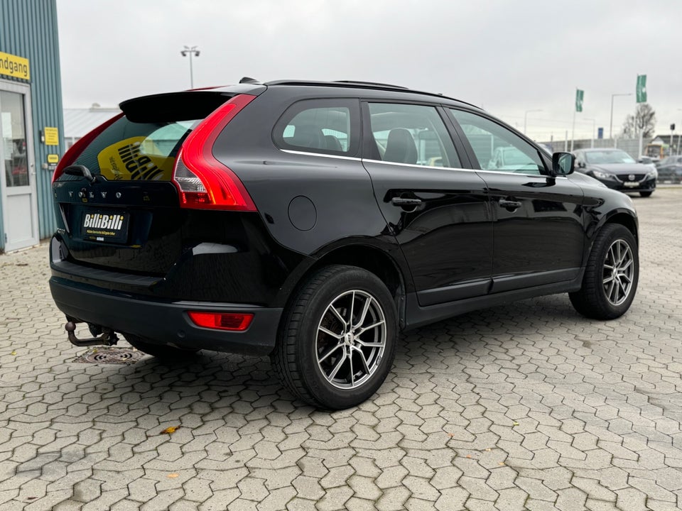 Volvo XC60 2,0 D3 163 Momentum aut. 5d