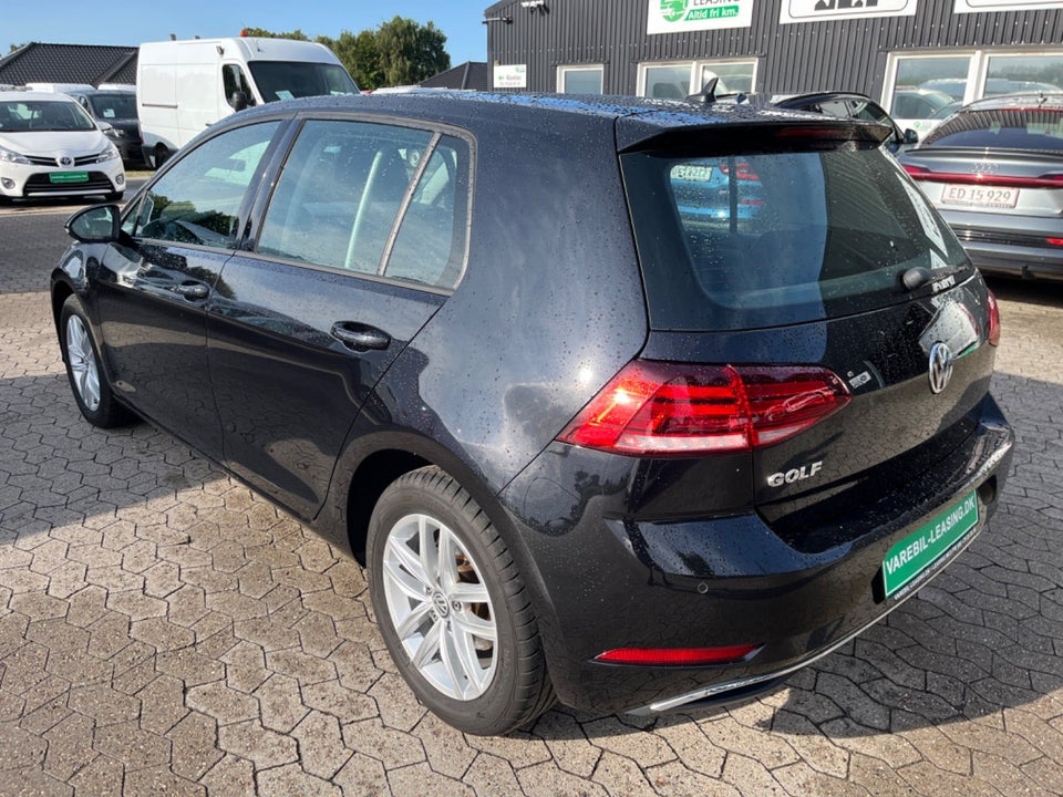 VW Golf VII 2,0 TDi 150 Comfortline DSG Van 5d